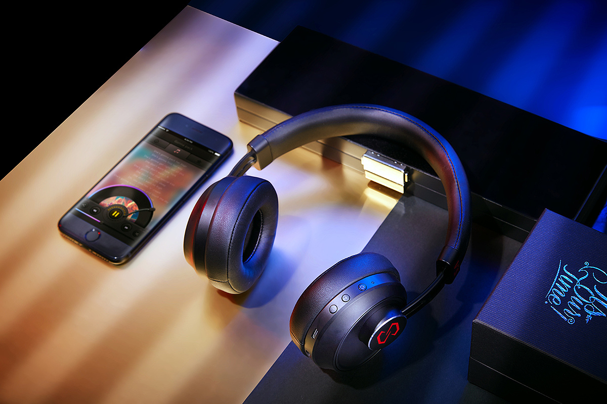 藍(lán)牙耳機(jī)場景化拍攝的創(chuàng)意與花絮 數(shù)碼產(chǎn)品攝影的藝術(shù)